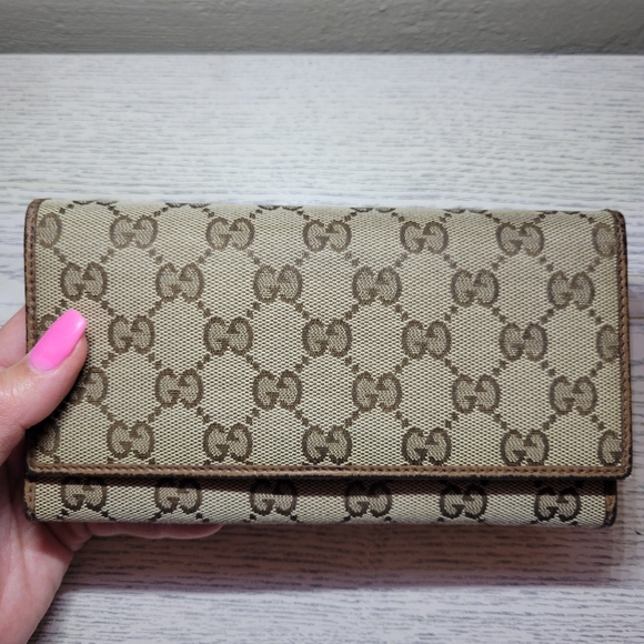 Gucci GG Continental Wallet